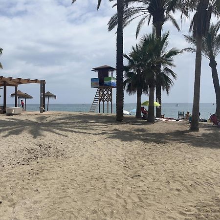 Stunning Apartment 10 Meters From The Beach With Parking Benalmádena Dış mekan fotoğraf