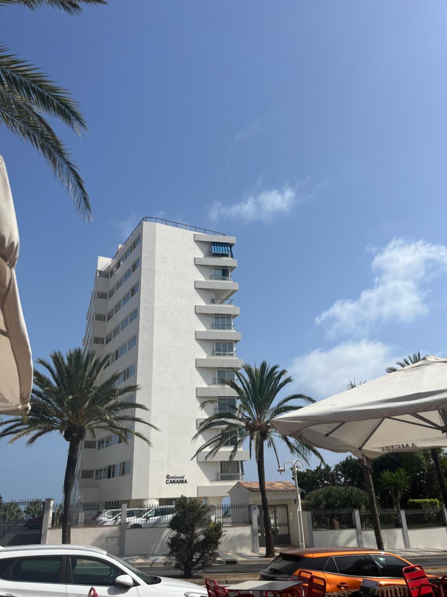 Stunning Apartment 10 Meters From The Beach With Parking Benalmádena Dış mekan fotoğraf